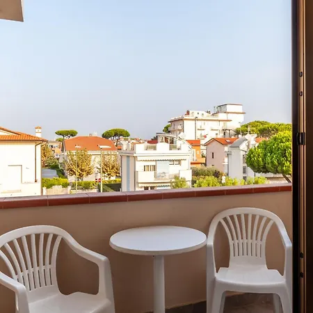 Caravel 12 Hébergement de vacances Lido di Camaiore